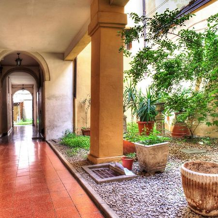 Bologna City Center Apartment By Wonderful Italy 외부 사진